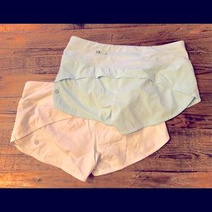 Lululemon Speed Up shorts size 4, white & lt blue